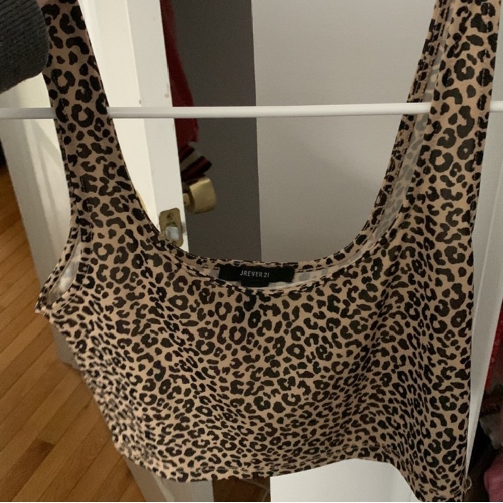 leopard tank - Picture 2 of 2